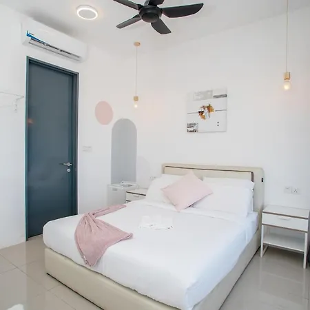 Tropicana 218 Macalister George Town Exterior photo