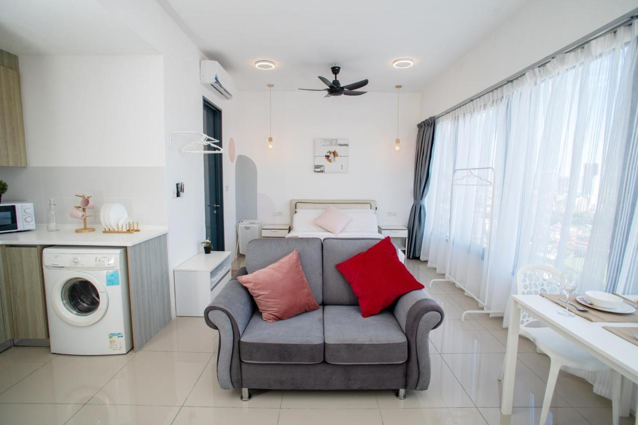 Apartment Tropicana 218 Macalister George Town
